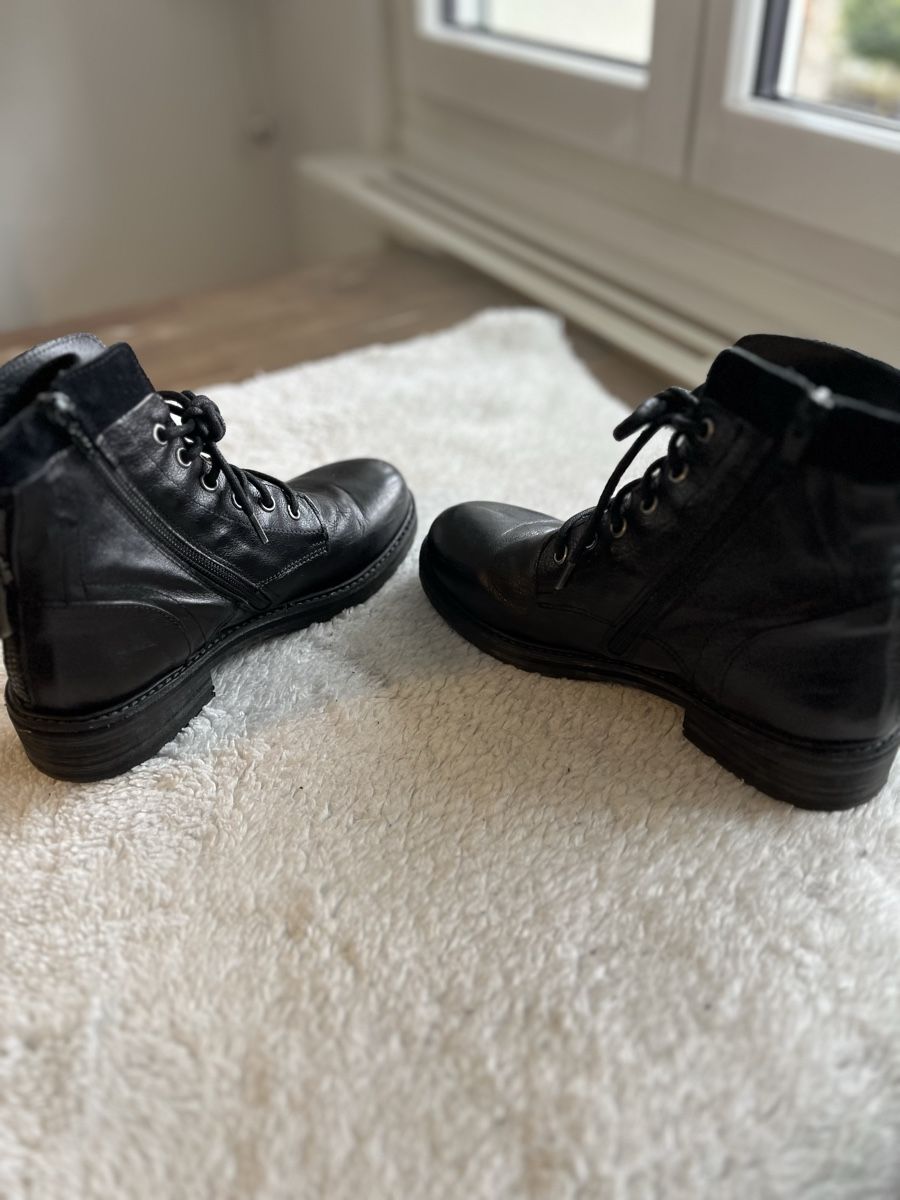 Chaussures femmes: Leder Stifletten – D'occasion à Tagelswangen par Gizzmo..77 2