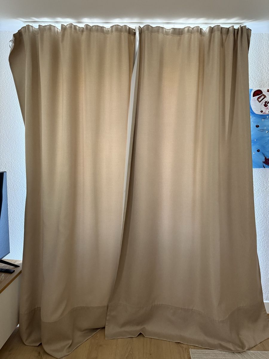 Tende: Rideaux beiges – Usato da Belmont-Lausanne venduto da Michelle_Srdr_ 1