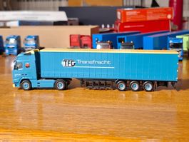 Volvo Sattelzug herpa 1:87