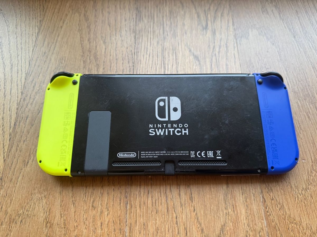 Nintendo Konsolen: Nintendo Switch Konsole – Gebraucht aus Läufelfingen von Seraphim13 3