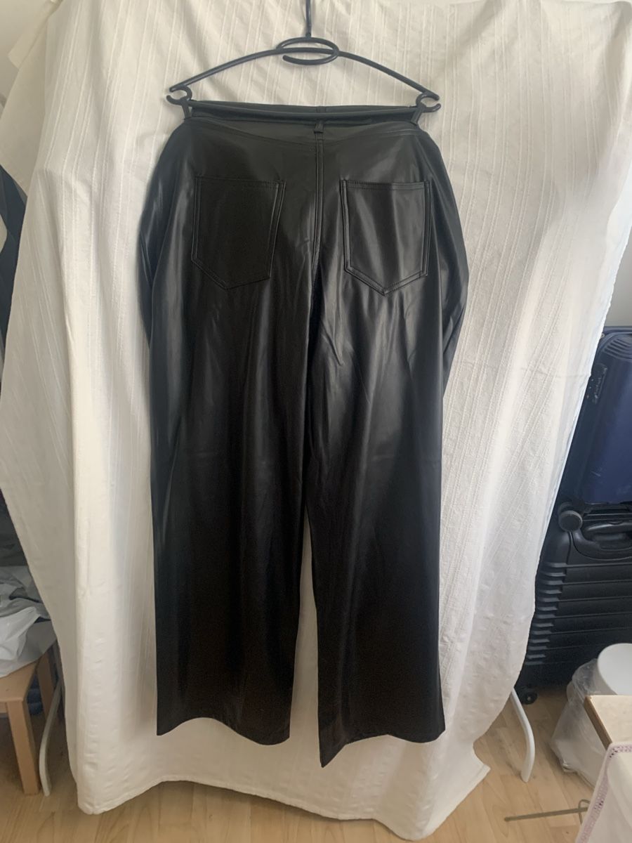 Pantaloni: Coole Imitat-Lederhose, Grösse L – Nuovo (secondo la descrizione) da Zürich venduto da 1979mausi 1