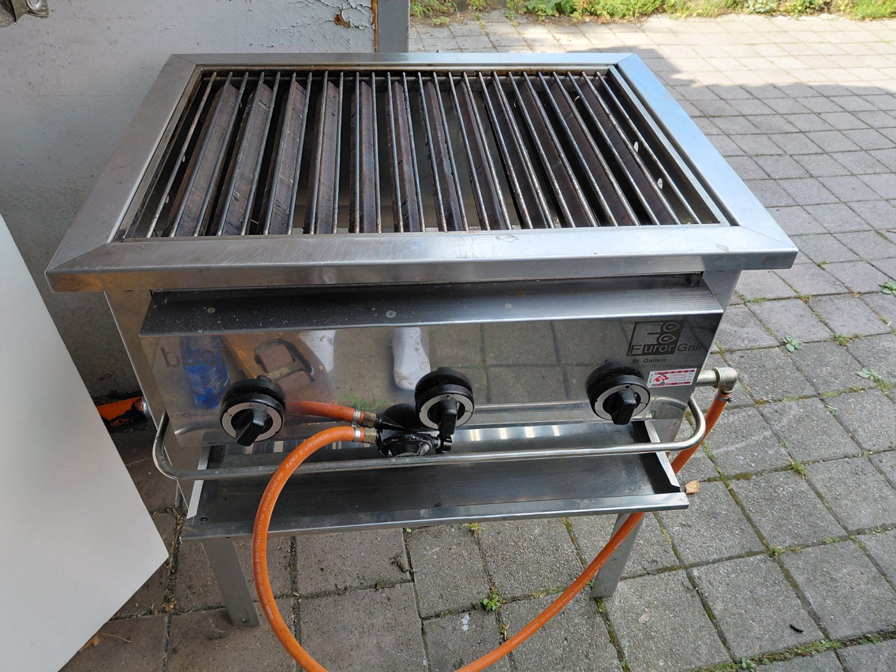 Griglie: Gas Grill Furor Grill beer – Usato da Gossau SG venduto da Zelte 2