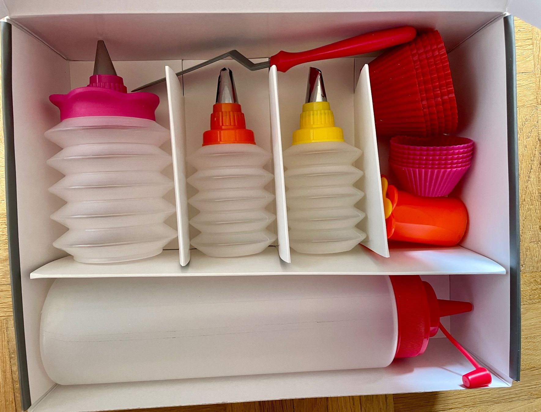 Backformen: Cupcake Set, mehrteilig, NEU – Neu und originalverpackt aus Gümligen von soleil149 5