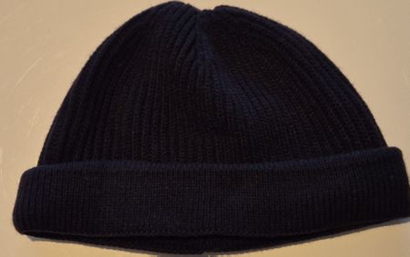Warme Wintermuetze, Dunkelblau, Neuwertig, Top Zustand!