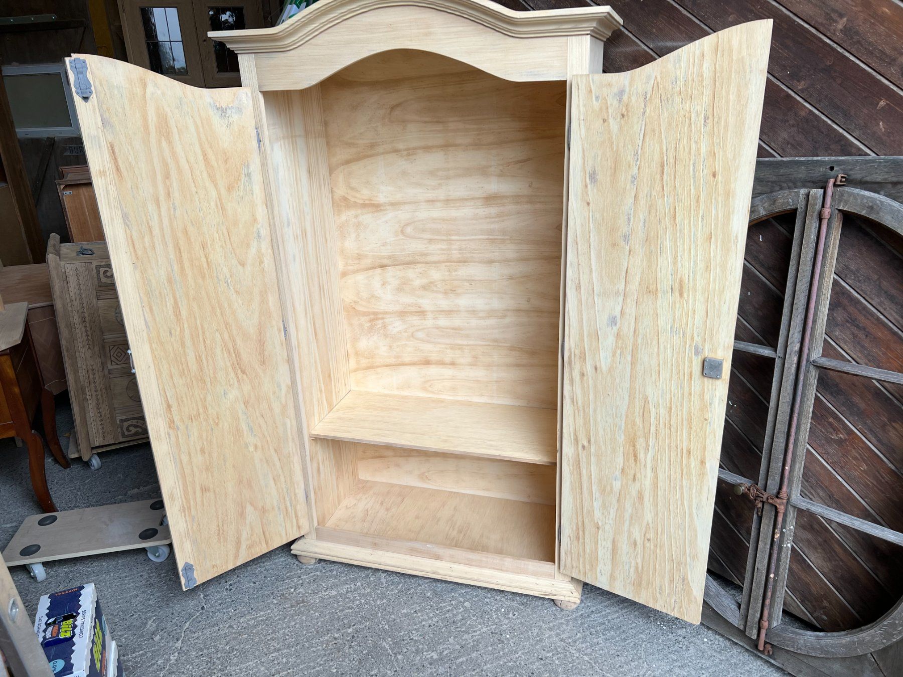 ART 1144-L Armoire marquetée sablé (D'occasion) à Pont-La-Ville pour ...