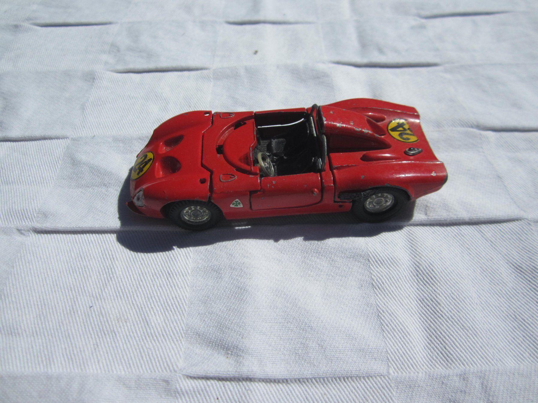 Alfa Romeo Modellautos: Alfa Romeo vintage – Defekt aus Tramelan von Tors 1