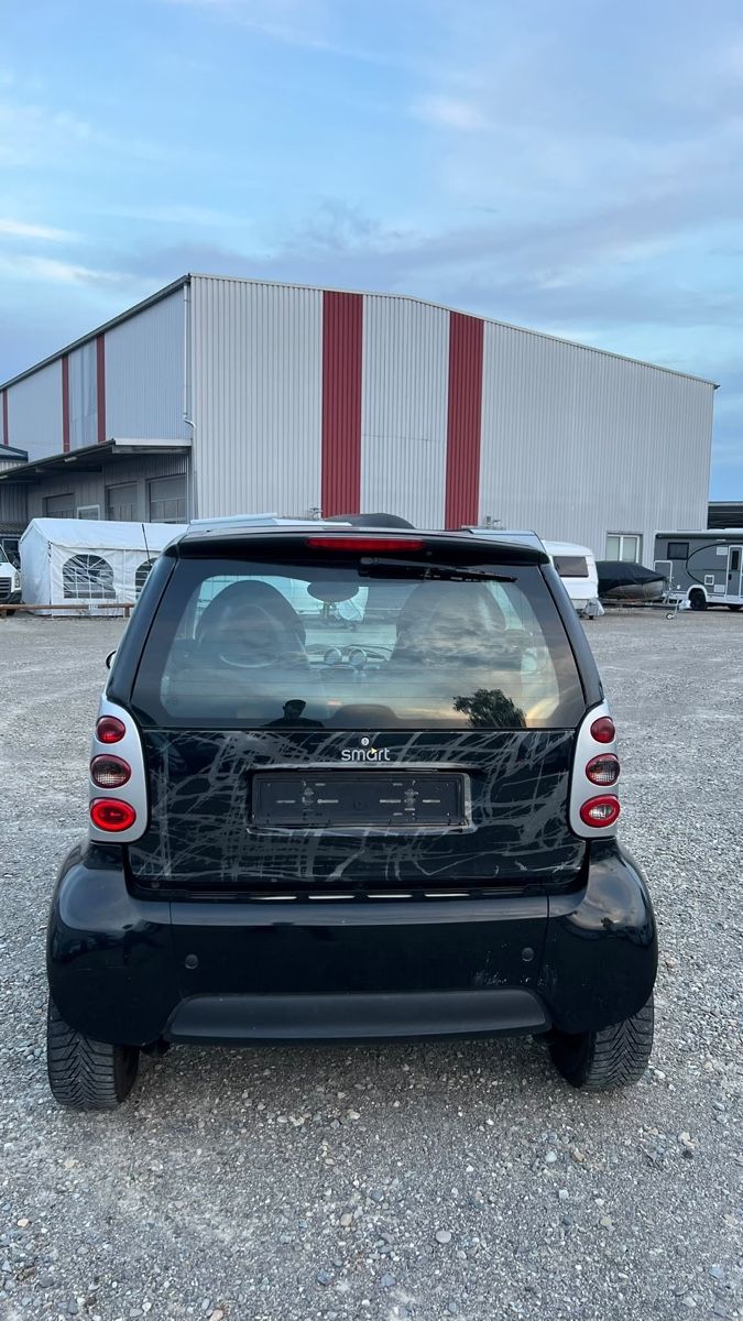 Autos: Smart Fortwo – D'occasion à Schaffhausen par Alles_k 4
