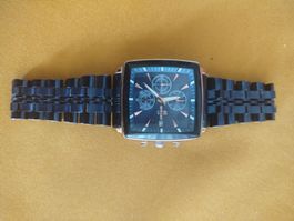 Uhr