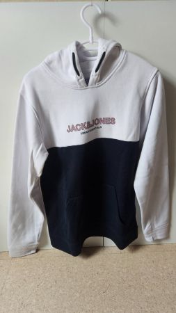 Kapuzenpullover