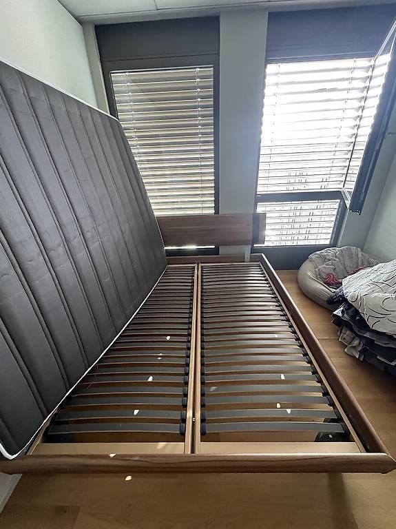 Betten: Bett + 2 Roste + Matratze – Gebraucht aus Bern von Thunplayaz 1