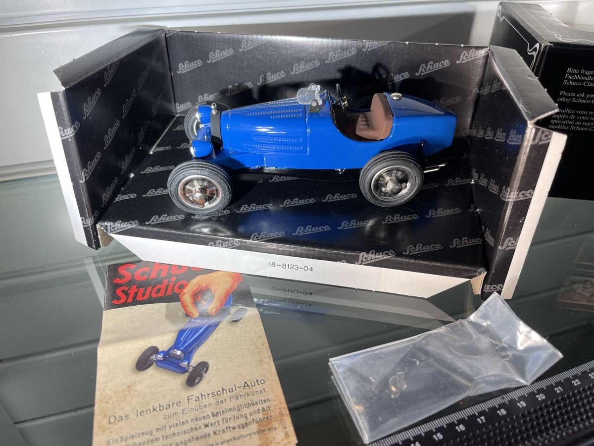 Schuco Modellautos: Schuco Studio IV Bugatti blau, OVP, Nr. 01740 – Neu (gemäss Beschreibung) aus Siebnen von speedy63 2