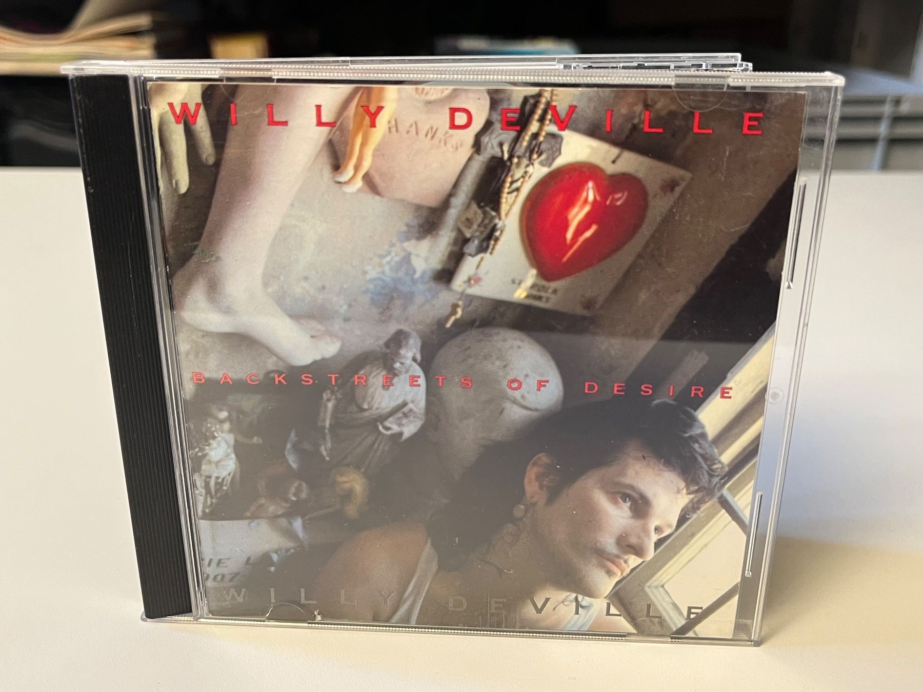 CD: Willy DeVille - Backstreets Of Desire - HJ41B – Usato da Küsnacht ZH venduto da hardrock.earth
