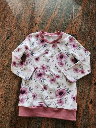 hellrosa Mädchenpulli Gr. 98 mit Rosenmotiv, Jersey