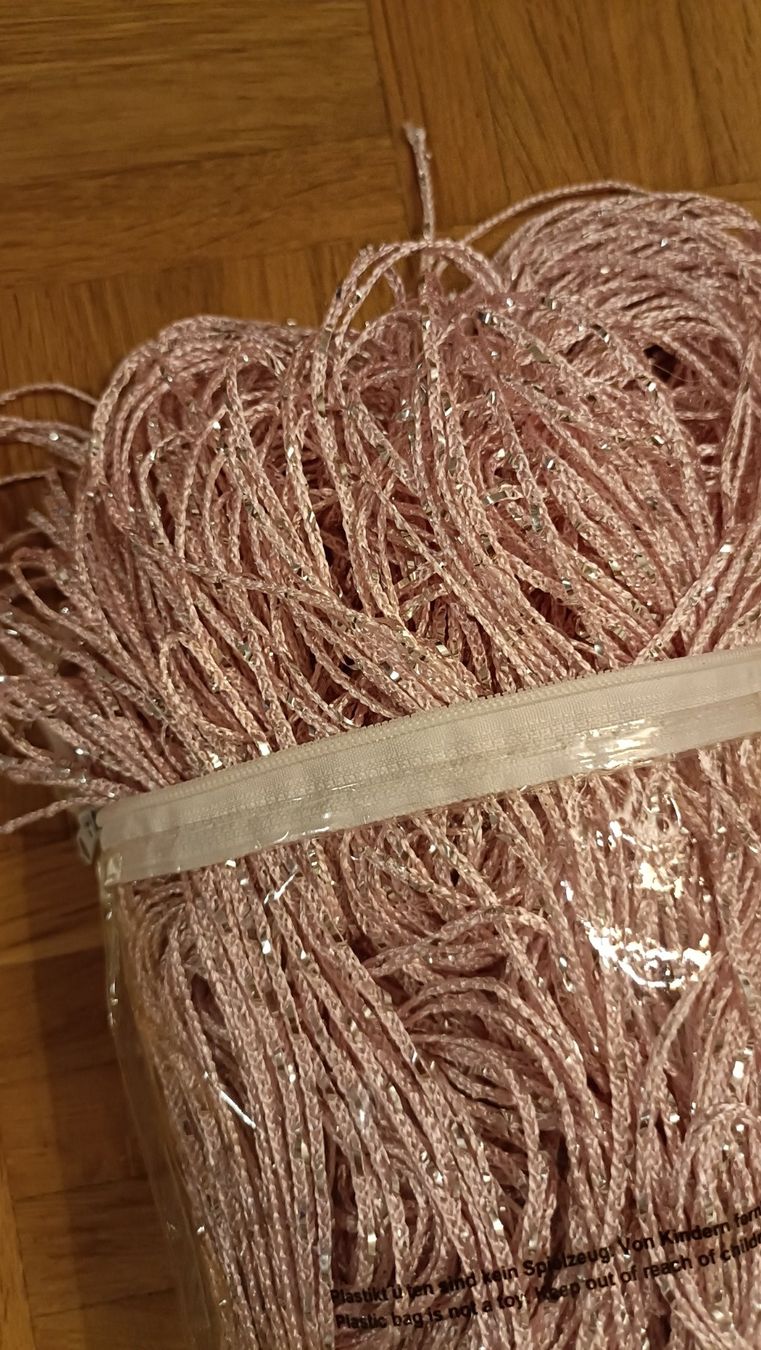 Vorhänge: Fadenvorhang rosa/glitzrig – Gebraucht aus Dübendorf von Me_sa 3