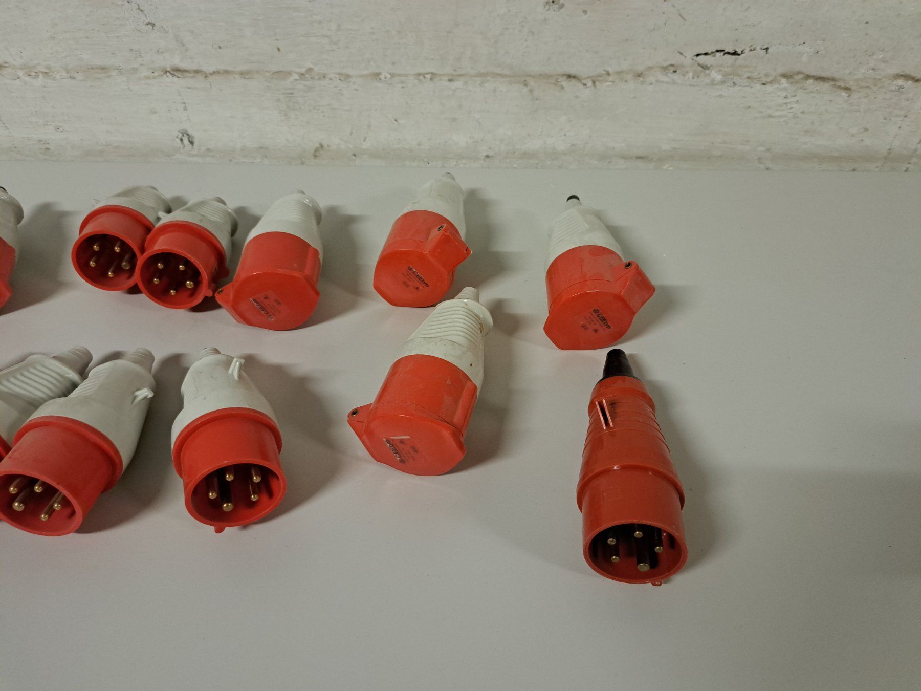 Spine: Lot mit Stecker 16A/ C16 – Usato da Belp venduto da deal-now 2