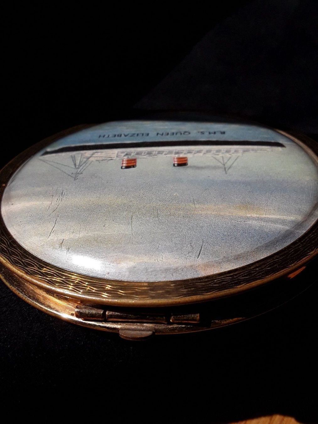 Cura del viso: Original Compact Puderdose RMS Queen Elizabeth ca. 1950 – Usato da Zürich venduto da sanwit 7