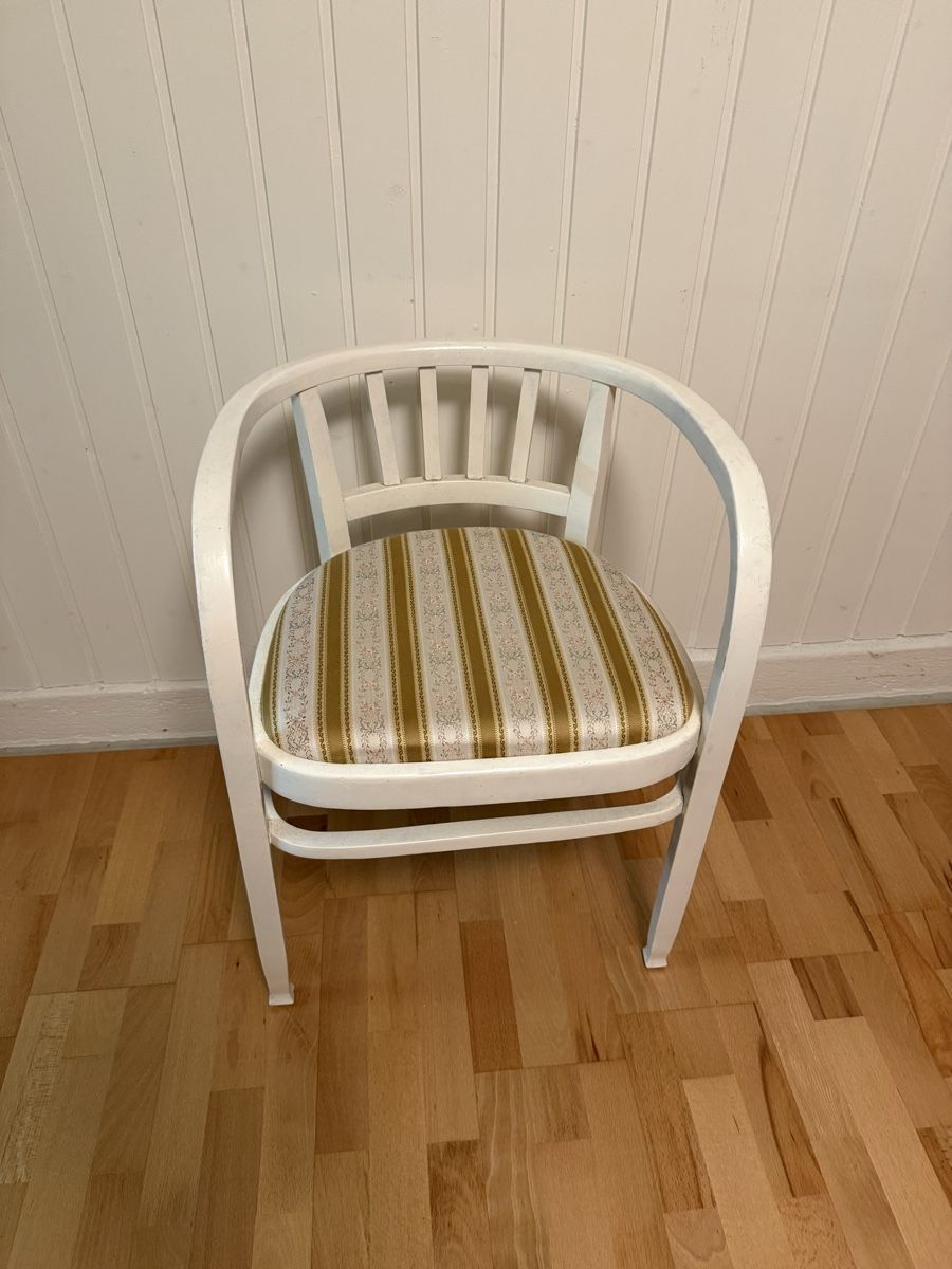 Chaises: Vintage Bugholz-Armlehnstuhl mit Polstersitz – D'occasion à Bern par Moowee