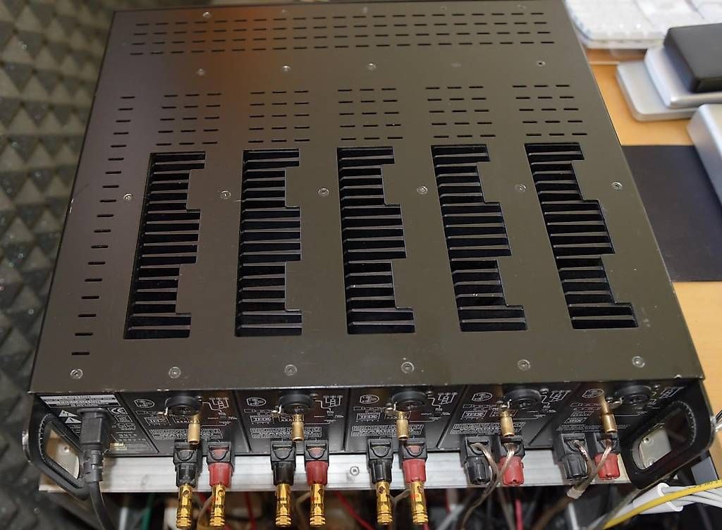 Lautsprecher: 5 PMC TB2, 1 PMC SB100, 1 BRYSTON 9B ST5 THX – Gebraucht aus Cadro von Argosound 3