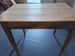 Alter Holztisch massiv natur gebrauchter Zustand