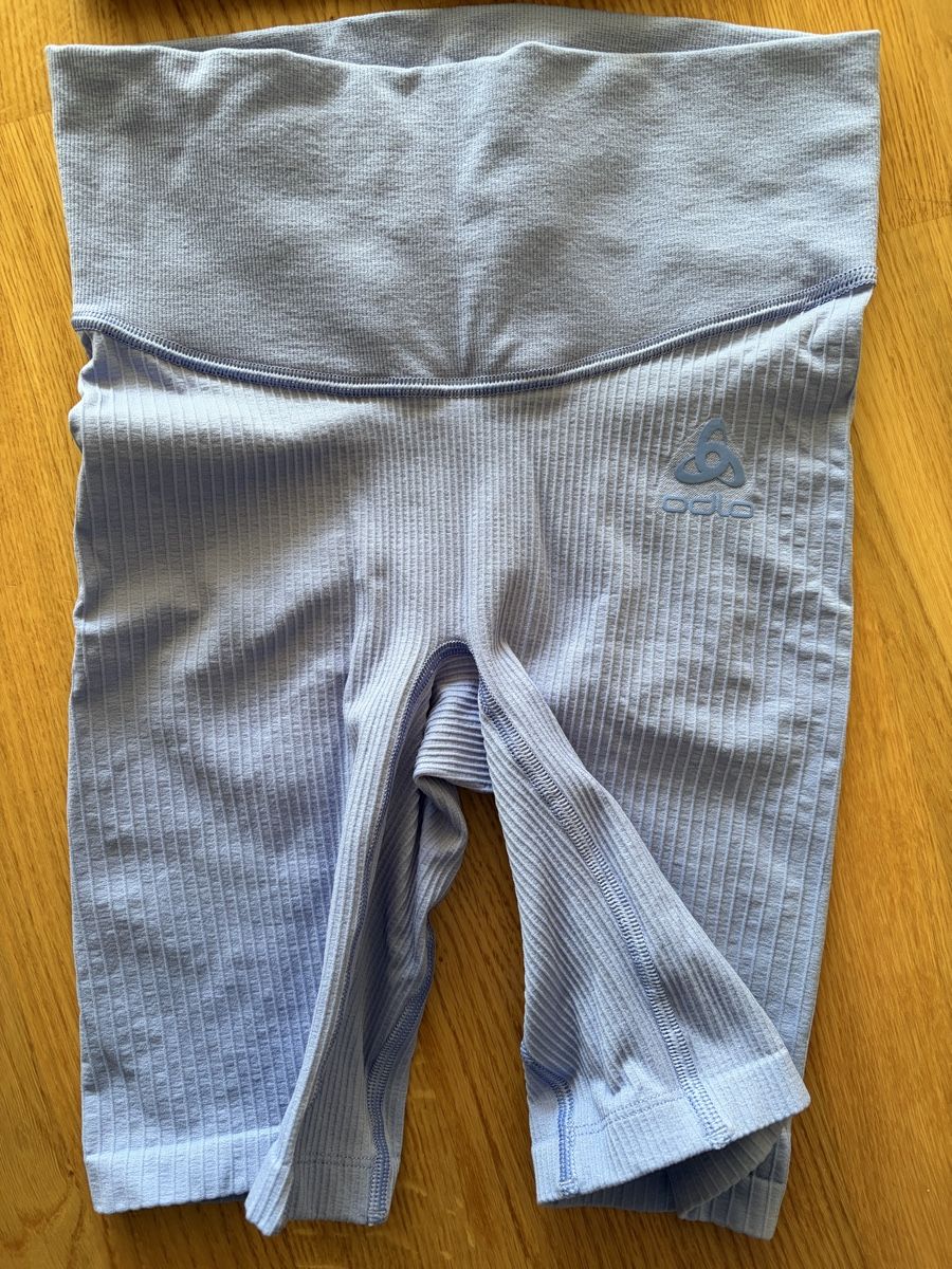 Odlo Lotti di vestiti: Odlo Pilates Sportset – Nuovo (secondo la descrizione) da Zürich venduto da oli_9dhs 1