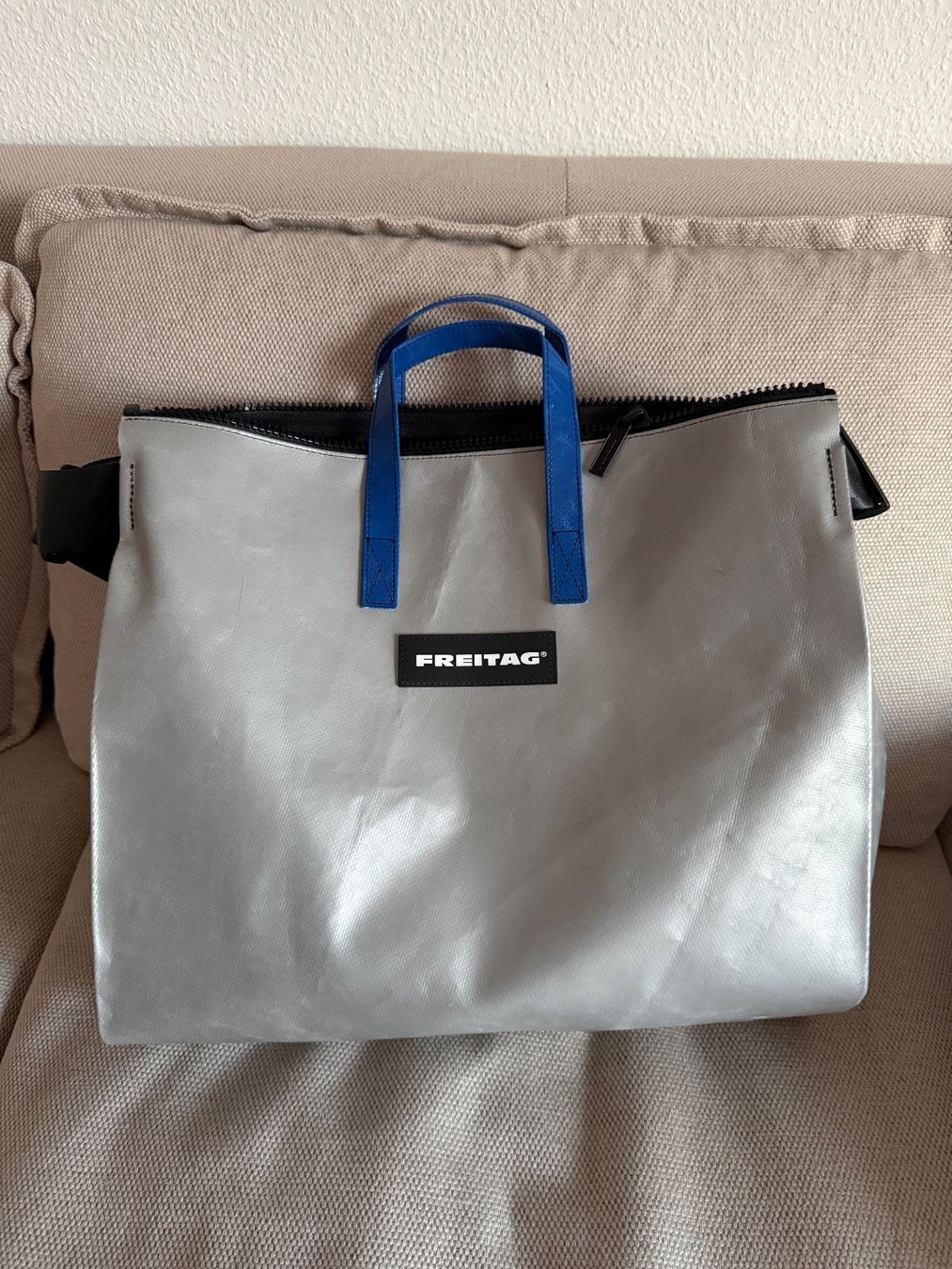 Borse: FREITAG Tasche TILDA - NEU - silbrig/blau – Nuovo e nell'imballaggio originale da Zürich venduto da marakg