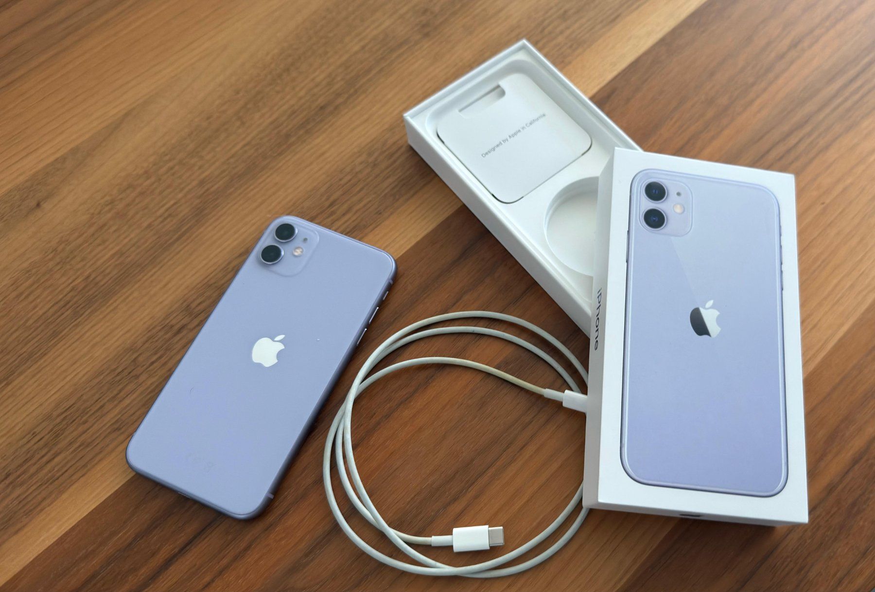Altre raccolte & rarità: iPhone 11 64GB Violett – Usato da Wettingen venduto da rigipilatus 3