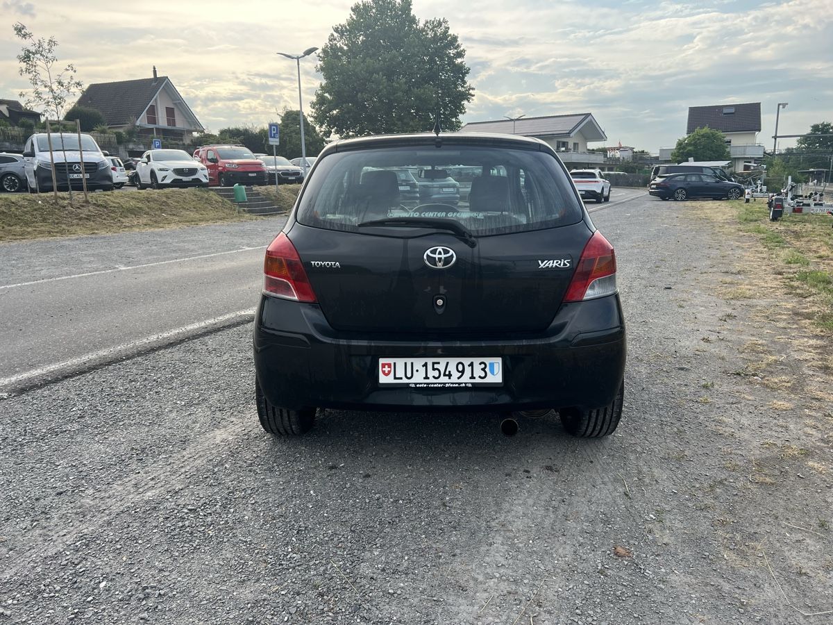 Toyota Automobili: Toyota Yaris 1.33 Mit Carplay Touchscreen – Usato da Nottwil venduto da .Dean. 2