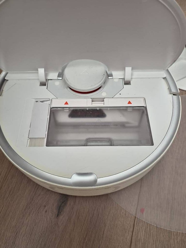 Roborock Aspirateurs & Accessoires: Roborock s5 staub- Nasssauger – D'occasion à Muolen par lvo_tl8q 1