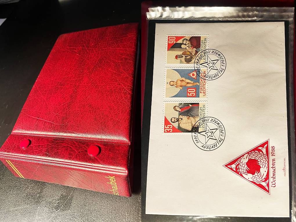 Tutti i francobolli: Ersttagsbriefe FDC Lichtenstein 1961 bis 1989 – Usato da Luzern venduto da VictorHugenay