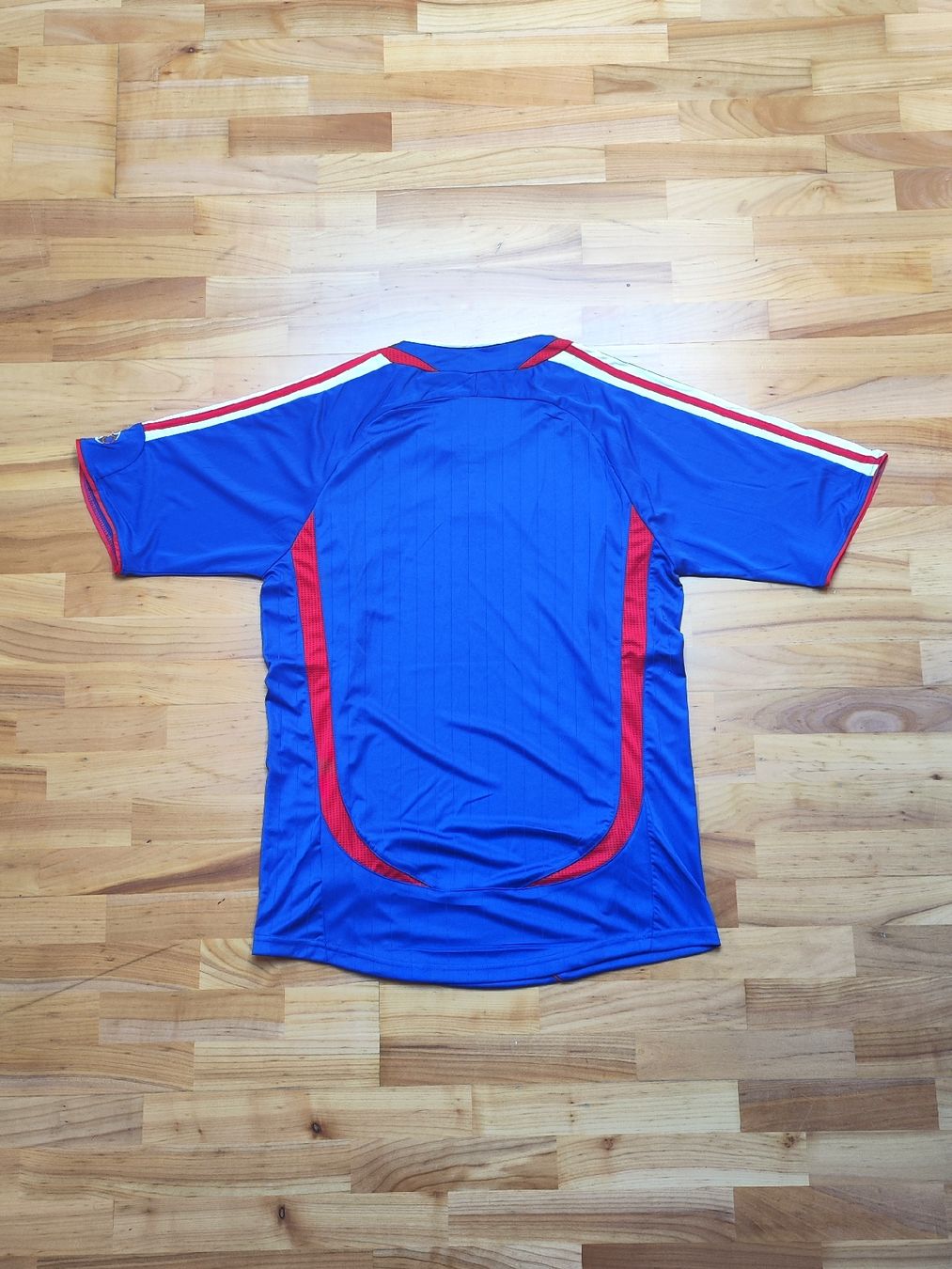 Adidas Canottiere & Pantaloni: Retro Frankreich Heimtrikot 2005/06 – Nuovo (secondo la descrizione) da Breitenbach venduto da Lqris 1