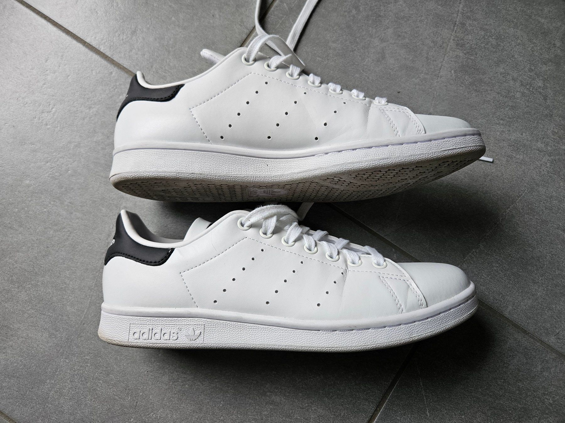 Adidas Chaussures hommes: Adidas Stan Smith Grösse 41 – D'occasion à Frauenfeld par Heren_67 1