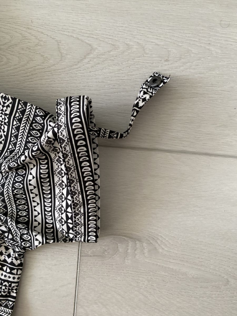 Lots de vêtements: Kleiderpaket Gr36/S – D'occasion à Strengelbach par Bycy 8