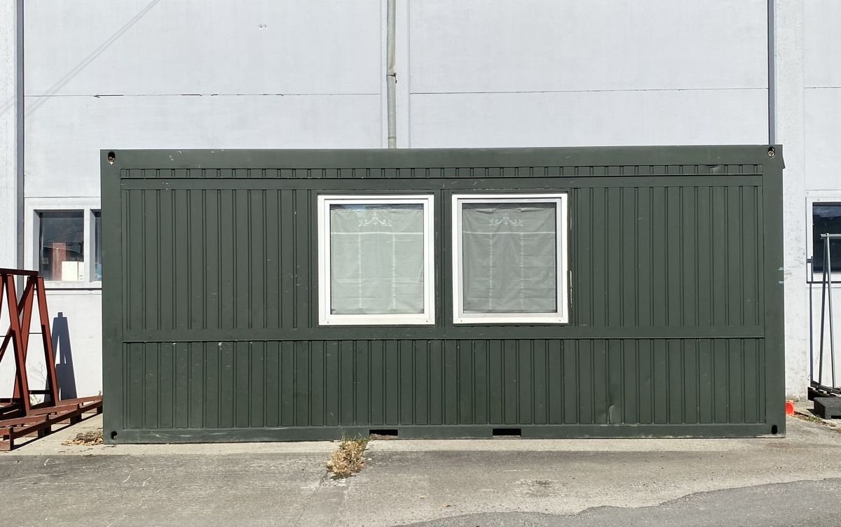 Conteneurs de construction: Container Raum mit Kochecke und Waschtisch – D'occasion à Zürich par Miniminde 8