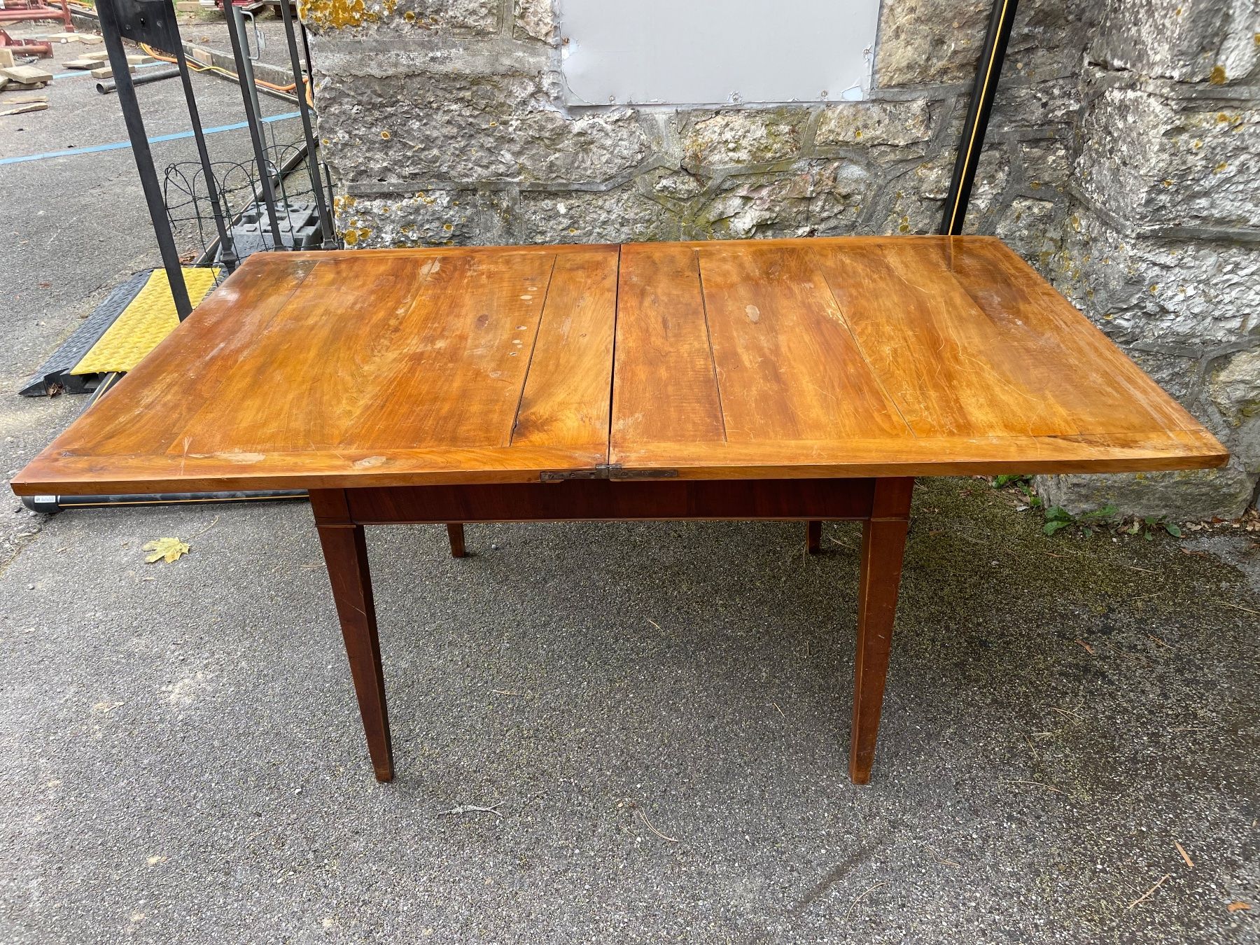 Tavoli: Antiker Tisch Biedermeier – Usato da Biel/Bienne venduto da Rothar 3