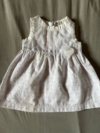 Weisses elegantes Babykleid, 3 Monate