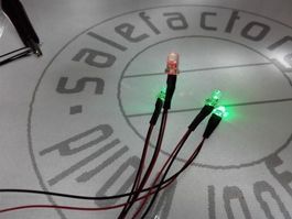 Blink-LED 5mm, rot-grün 12V verkabelt