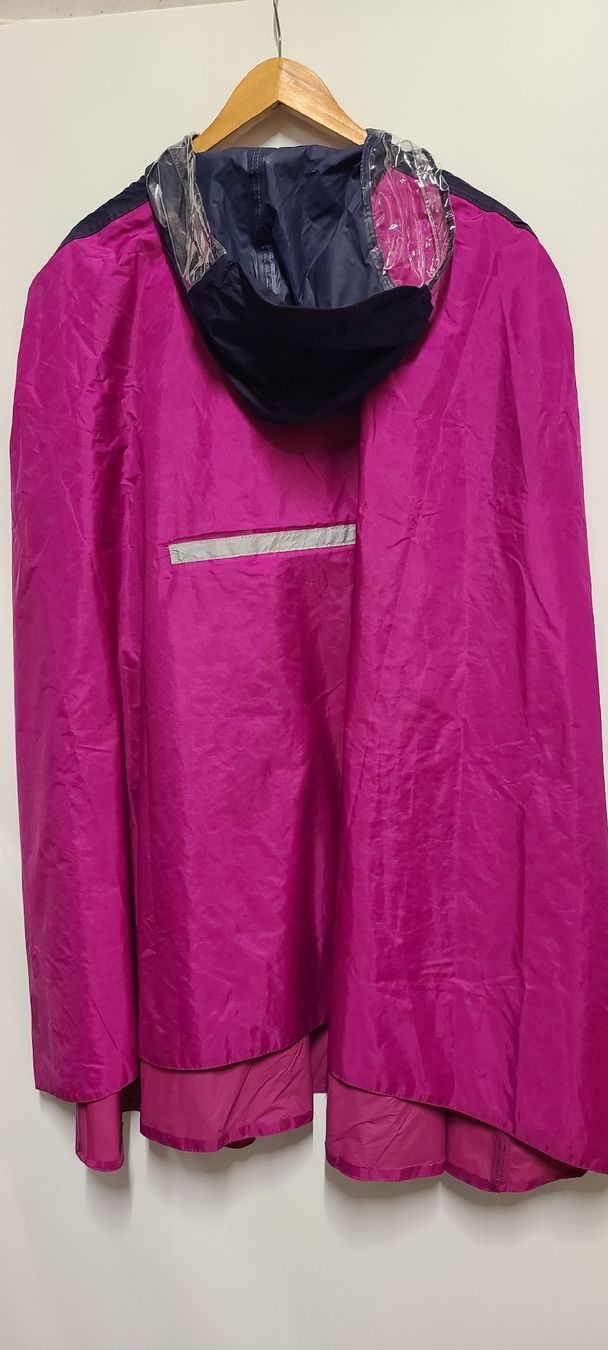 Altro in  Abbigliamento & Accessori: Regencape, Pelerine – Usato da Müllheim Dorf venduto da fsspeedy 2