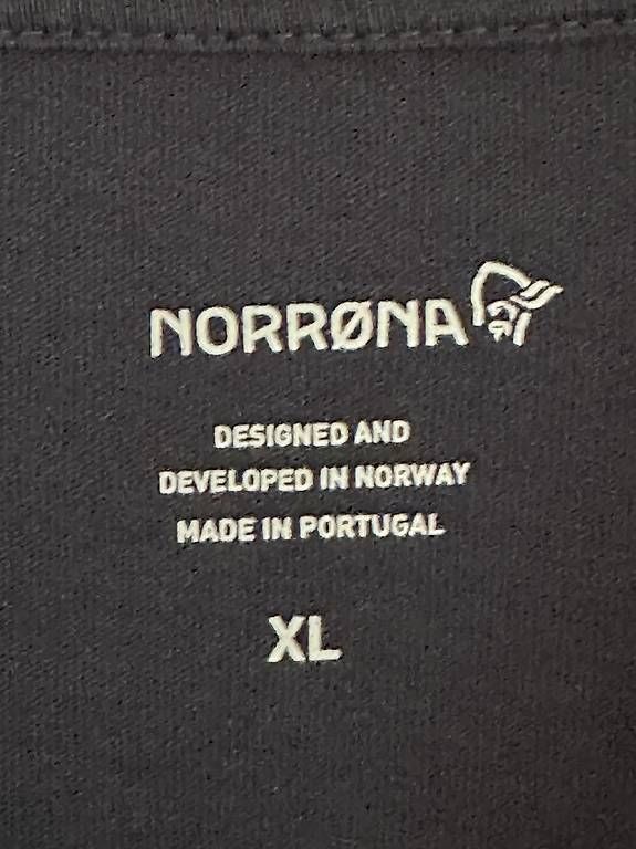 T-shirts: Norröna Climber Tshirt Herren Top – D'occasion à Zermatt par ber_sdz7 1