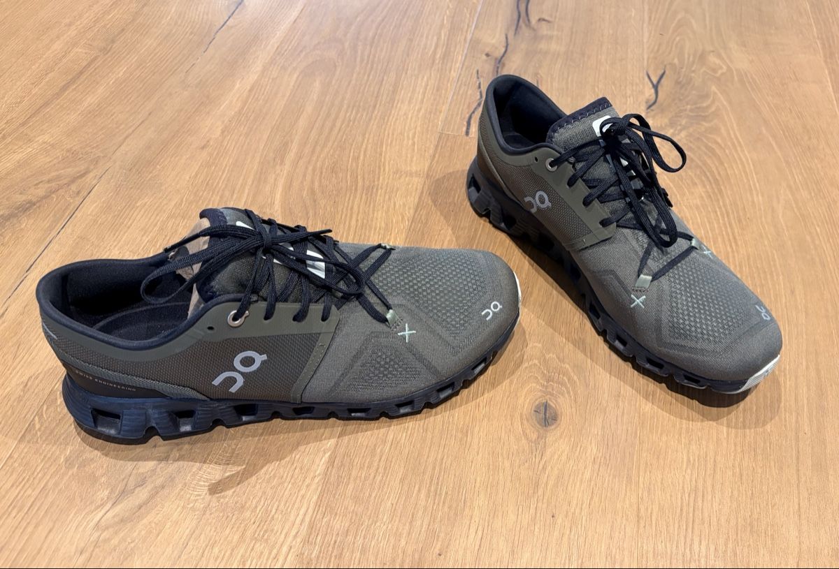 On Scarpe da uomo: Schuhe On running cloud X3 gr.42.5 – Nuovo (secondo la descrizione) da Marsens venduto da france1985