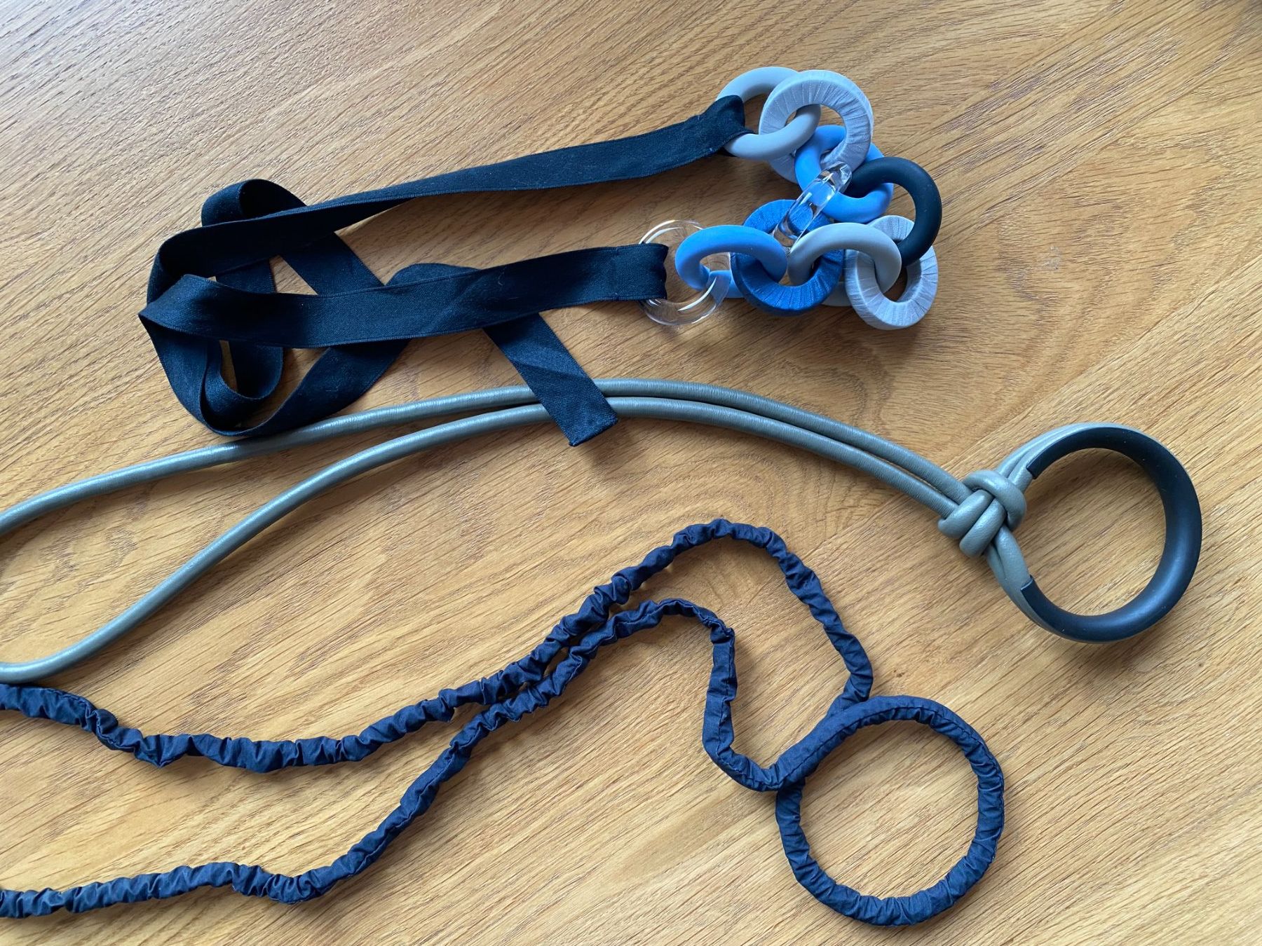 Altri gioielli: Halsschmuck von Cos (Lot) – Usato da Bern venduto da Blu_Bern
