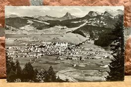 EINSIEDELN - Gesamtansicht mit Kloster - Dorfansicht
