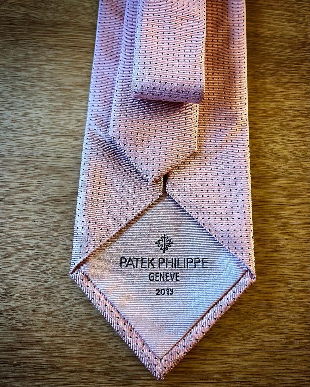 Patek Philippe Orologi: Patek Philippe Krawatte / Tie Original (selten) – Nuovo (secondo la descrizione) da Horw venduto da Richmond_Watches 2
