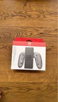 Nintendo Switch Joy-Con 2 Charging Grip neu