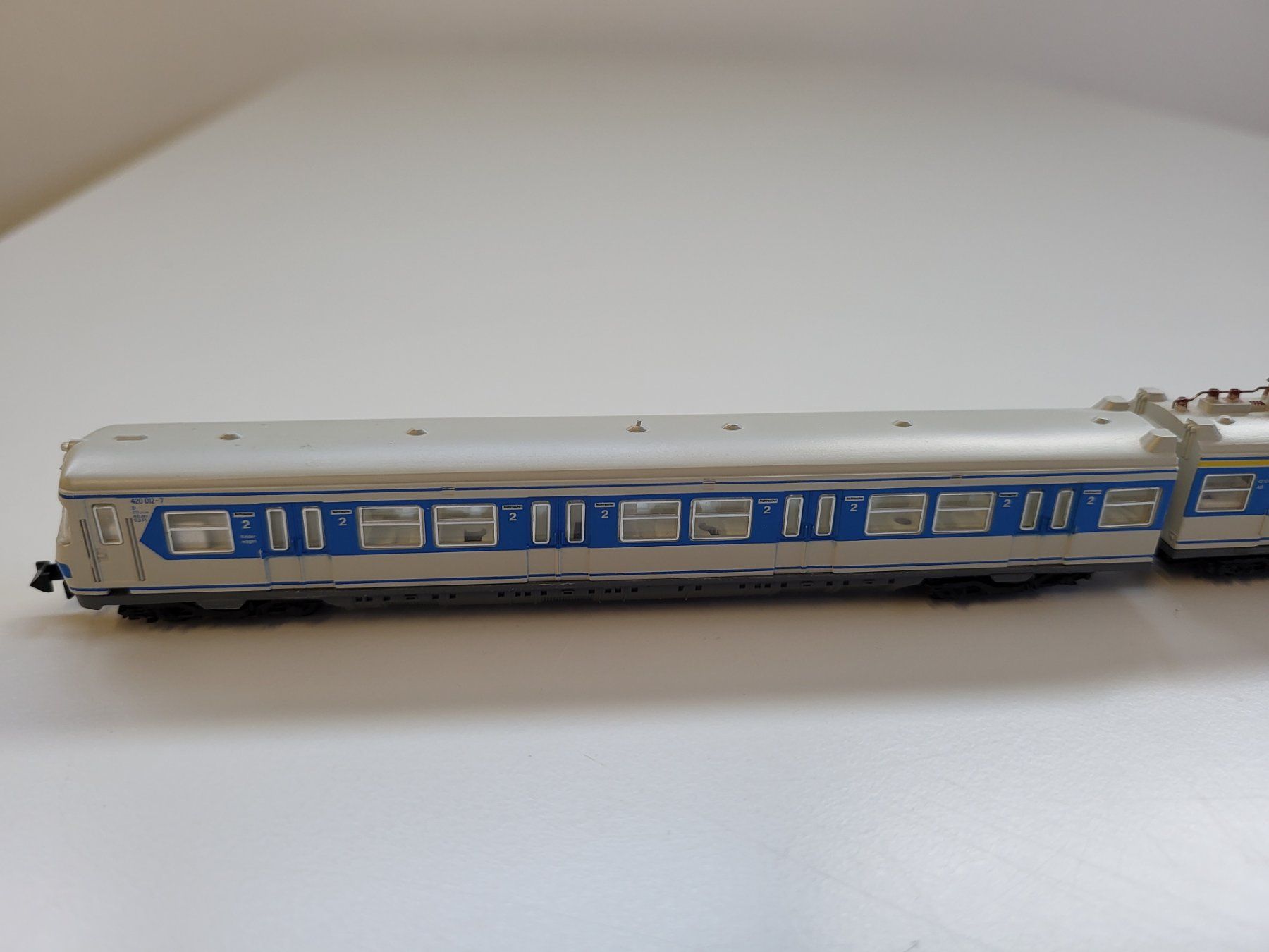 Arnold Modellini di ferrovie: Arnold 2940 S-Bahn München – Usato da Brügg BE venduto da POU-BELLE 2