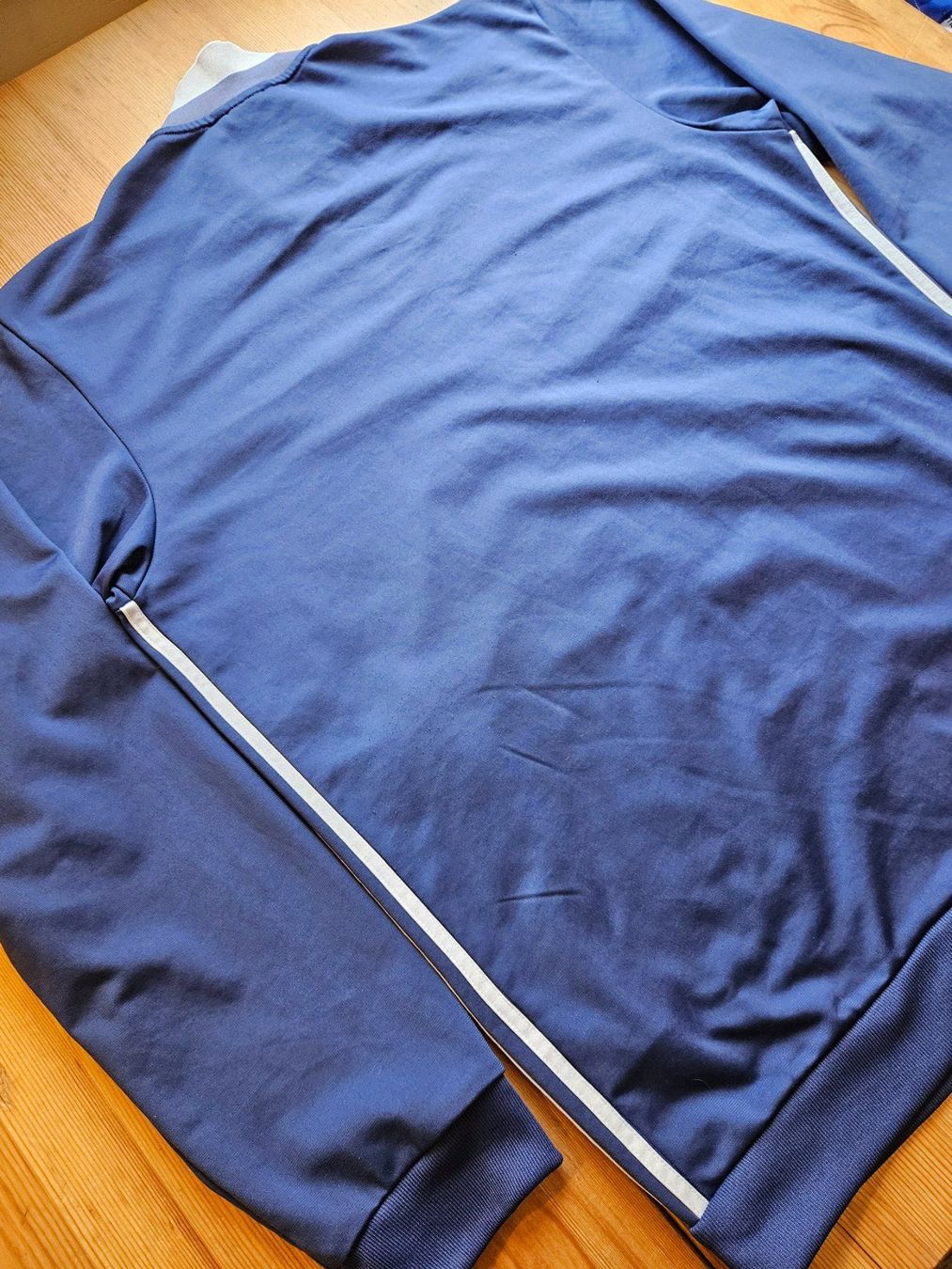 Adidas Canottiere & Pantaloni: Real Madrid Jacke adidas Grösse L Spanien – Usato da Hägglingen venduto da United-Village-Trade 7