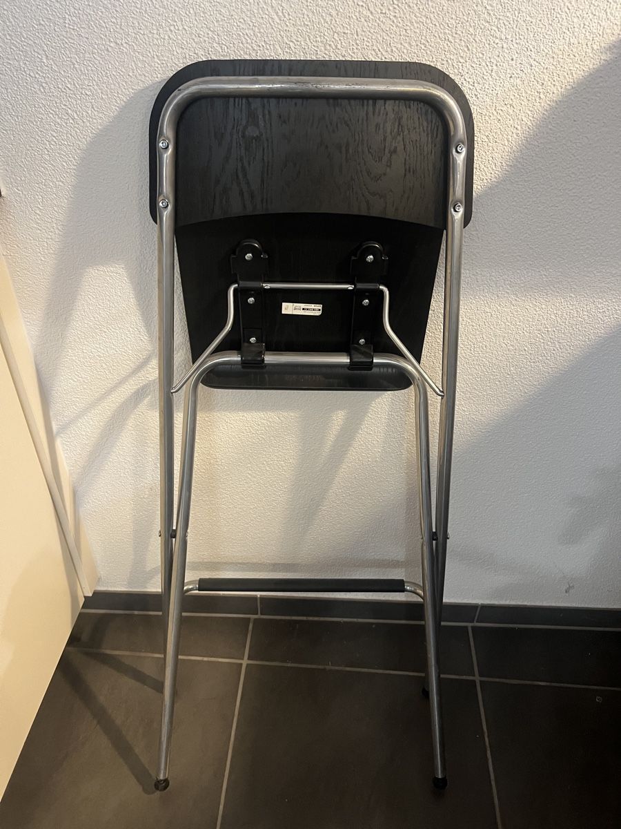 Ikea Chaises: 2 Barhocker Klappstühle IKEA schwarz – D'occasion à Wohlenschwil par SmokyAnnie 5