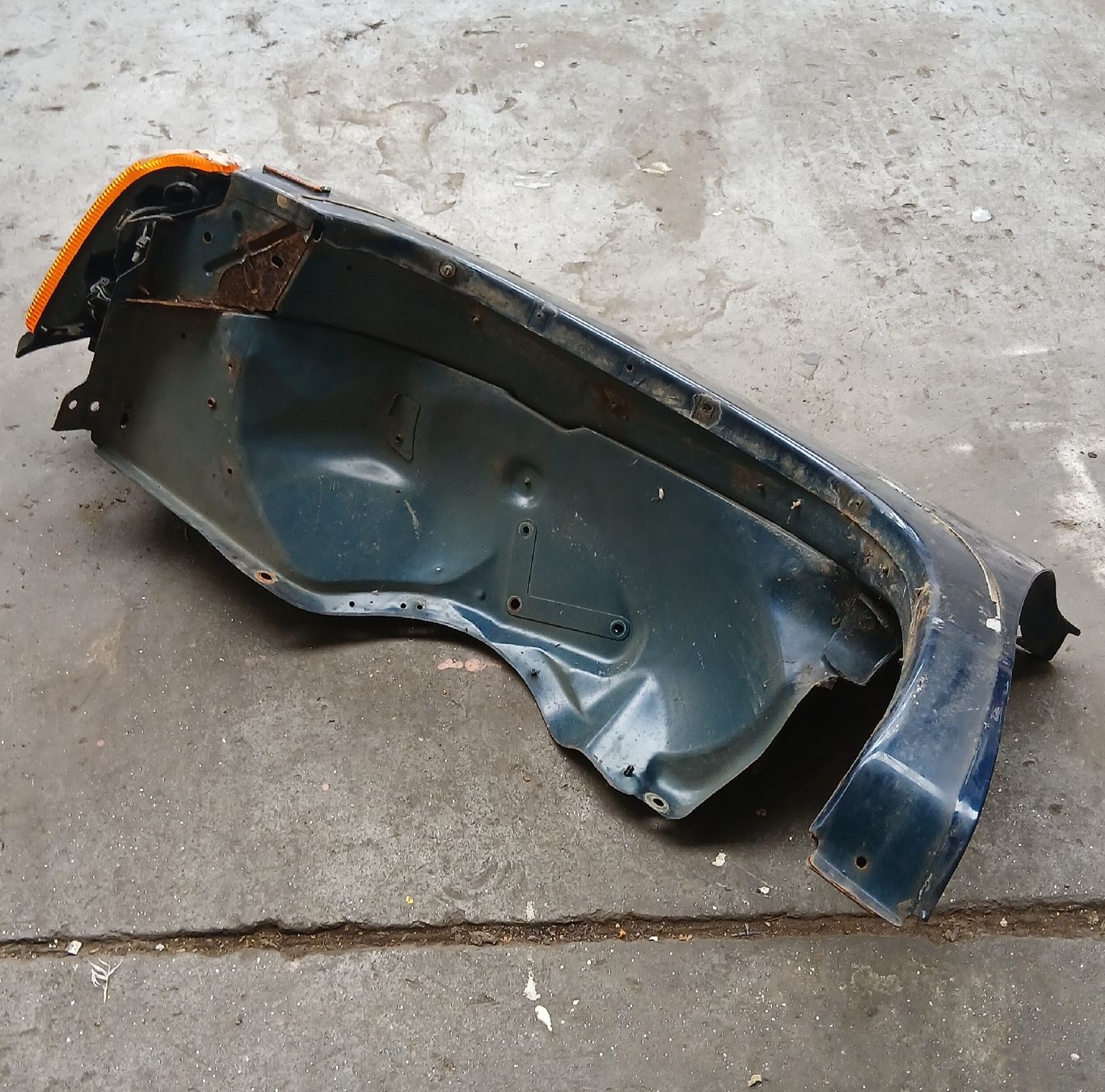 Dodge Alle Autoersatzteile: Aile gauche Dodge Durango 1998-2003 – Gebraucht aus la heutte von Auto-stock 1