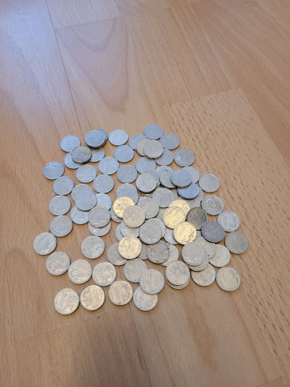 Tutti le monete: Viele 1 Pesetas  – Usato da Inwil venduto da Flower2325