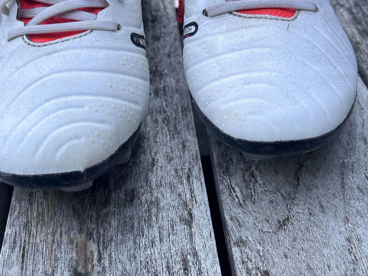 Nike Scarpe da uomo: Fussballschuhe Nike Flyknit Gr. 41 – Usato da Wolfhausen venduto da Starlake 1