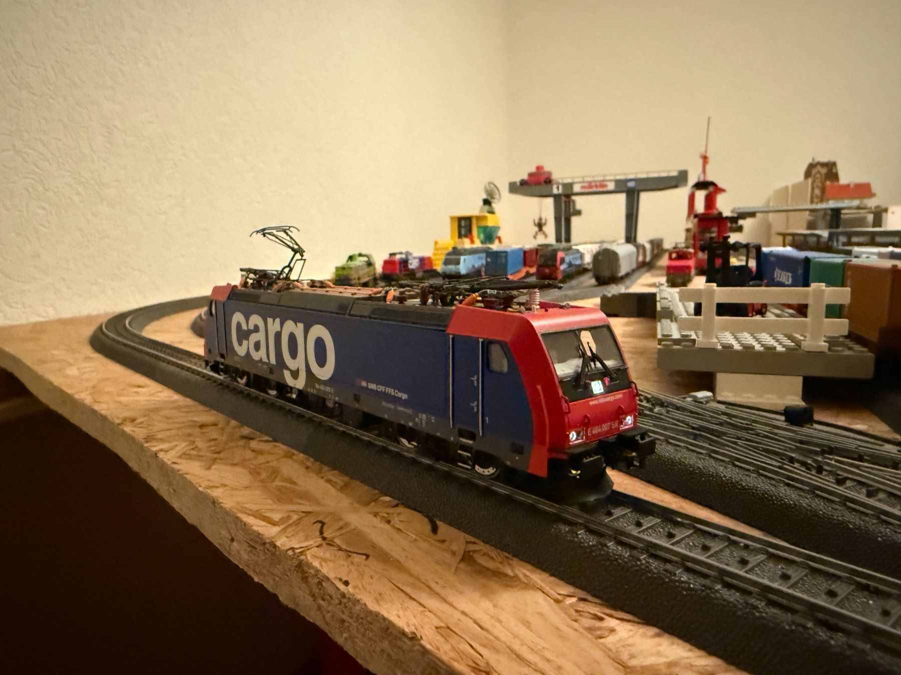 Brawa Modellini di ferrovie: Locomotive électrique Brawa Re 484 CFF Cargo – Usato da Yverdon-les-Bains venduto da real113